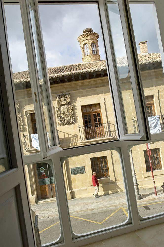 Apartamentos Turisticos Los Zapatos Morados Haro Bagian luar foto